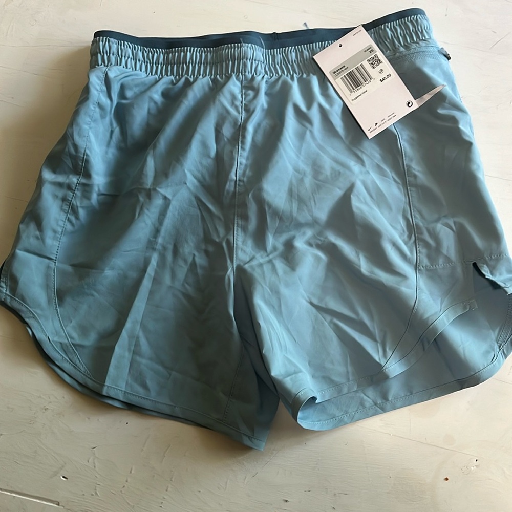 Women Nike Dri-Fit shorts XS